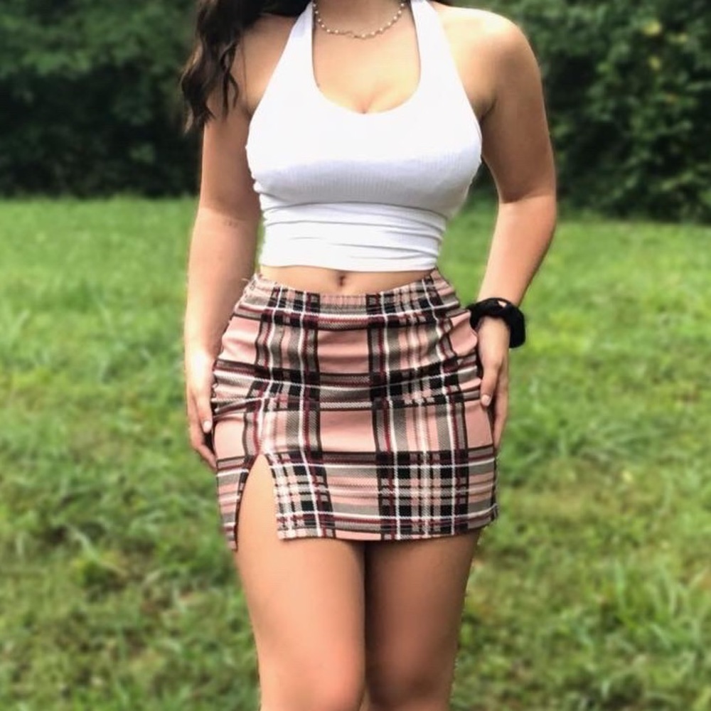 Multicolor skirt  with slit on the side